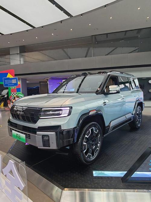 佛山54比亚迪方程豹硬派越野的爆款，英菲尼迪35周年与你共成长